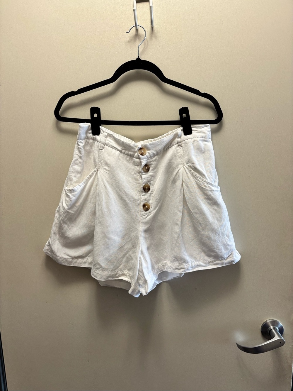 l*space White High-Waist Button-Front Linen Shorts size XL